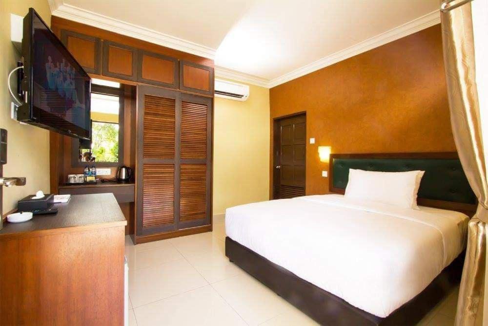 New Kesuma Villa Exclusive Stay Парит Раджа Екстериор снимка