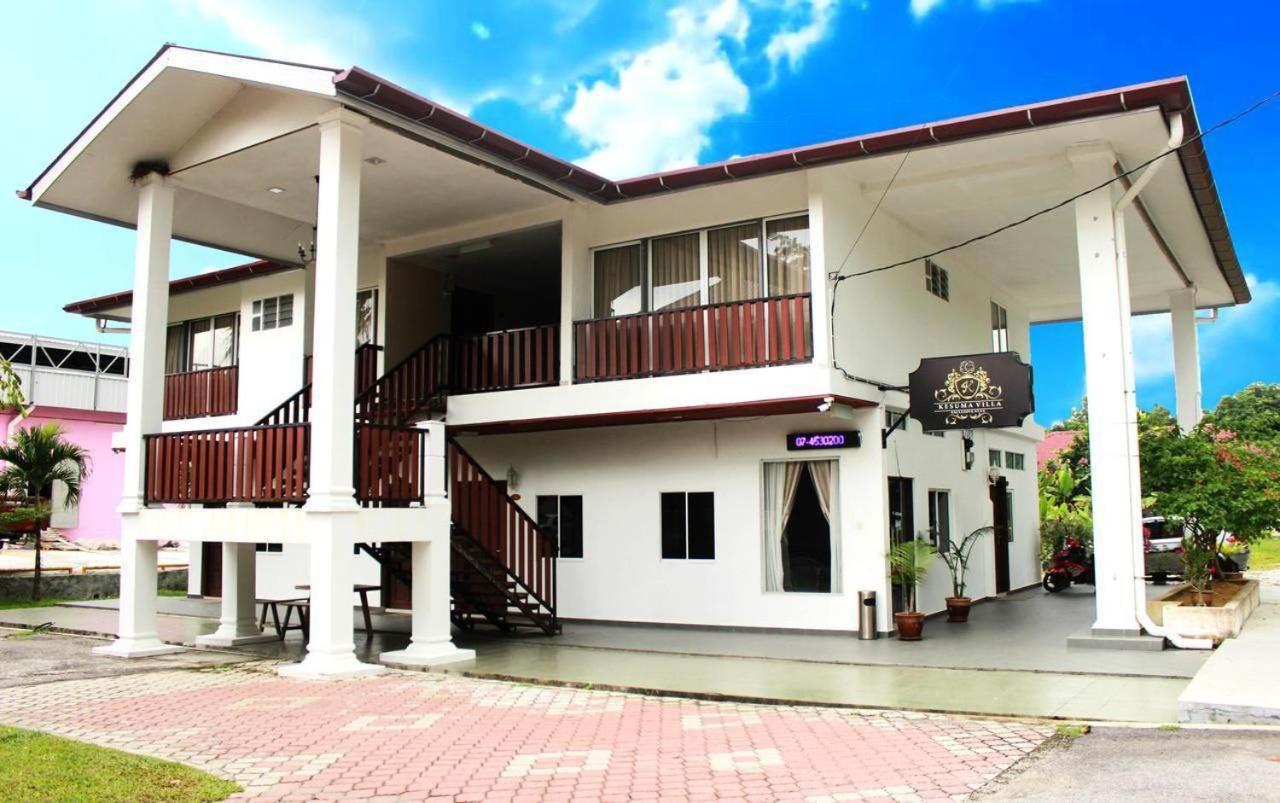 New Kesuma Villa Exclusive Stay Парит Раджа Екстериор снимка
